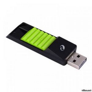 2GB USB2.0 Flash Drive SP Touch 610 �������